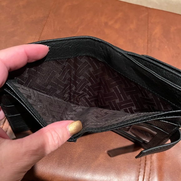 Small Women’s Leather Wallet - Picture 7 of 8